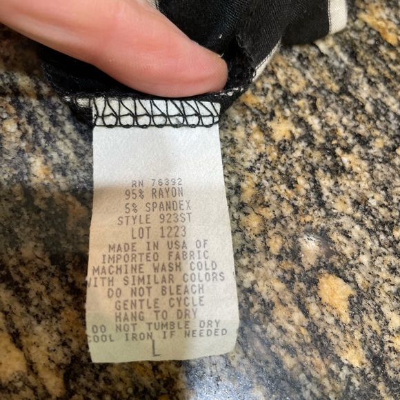 SNAP size Lg navy striped - Picture 6 of 6